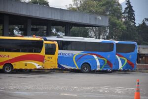 SuperTransporte formula cargos a 22 empresas de transporte terrestre por no informar  públicamente la tarifa a los usuarios en Noticias Principales de Colombia  Radio Santa Fe 1070 am