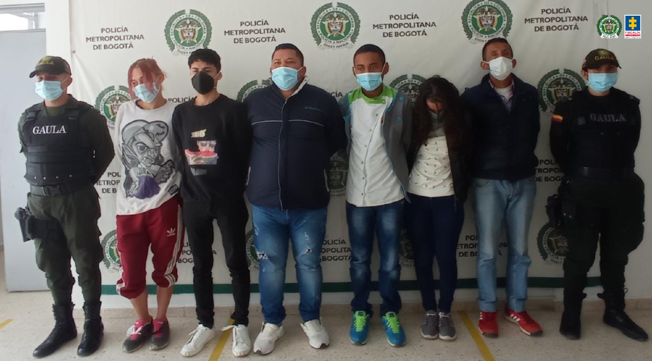 Los Bad Boys operaban desde La Modelo para estafar con falsas encomiendas - Vimarsana News